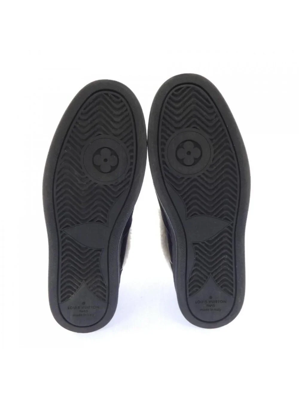 Louis Vuitton Snow Drop Flat Ankle Line Boots